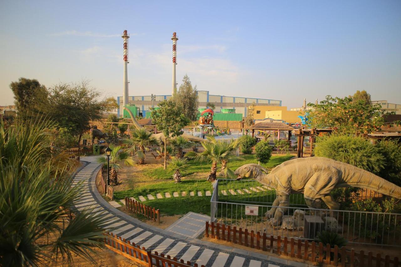 ومنتزه مائي تيدا سويس إن بلازا 4*